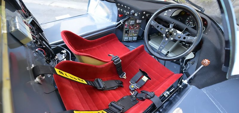 Illustration for article titled Eight Things You Didn't Know About the Porsche Carrera GT